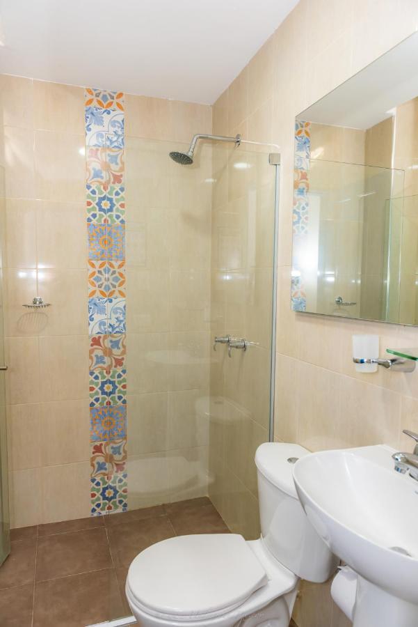 לינה וארוחת בוקר בארנקווילה Casa Caribe Colonial מראה חיצוני תמונה